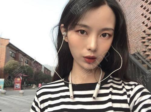 周玥娱乐圈吃瓜,揭秘明星幕后那些事儿