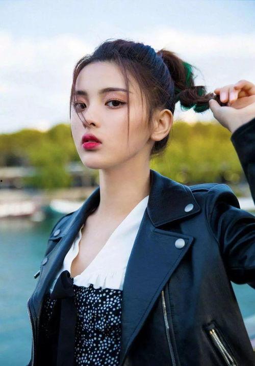 周玥娱乐圈吃瓜,揭秘明星幕后那些事儿